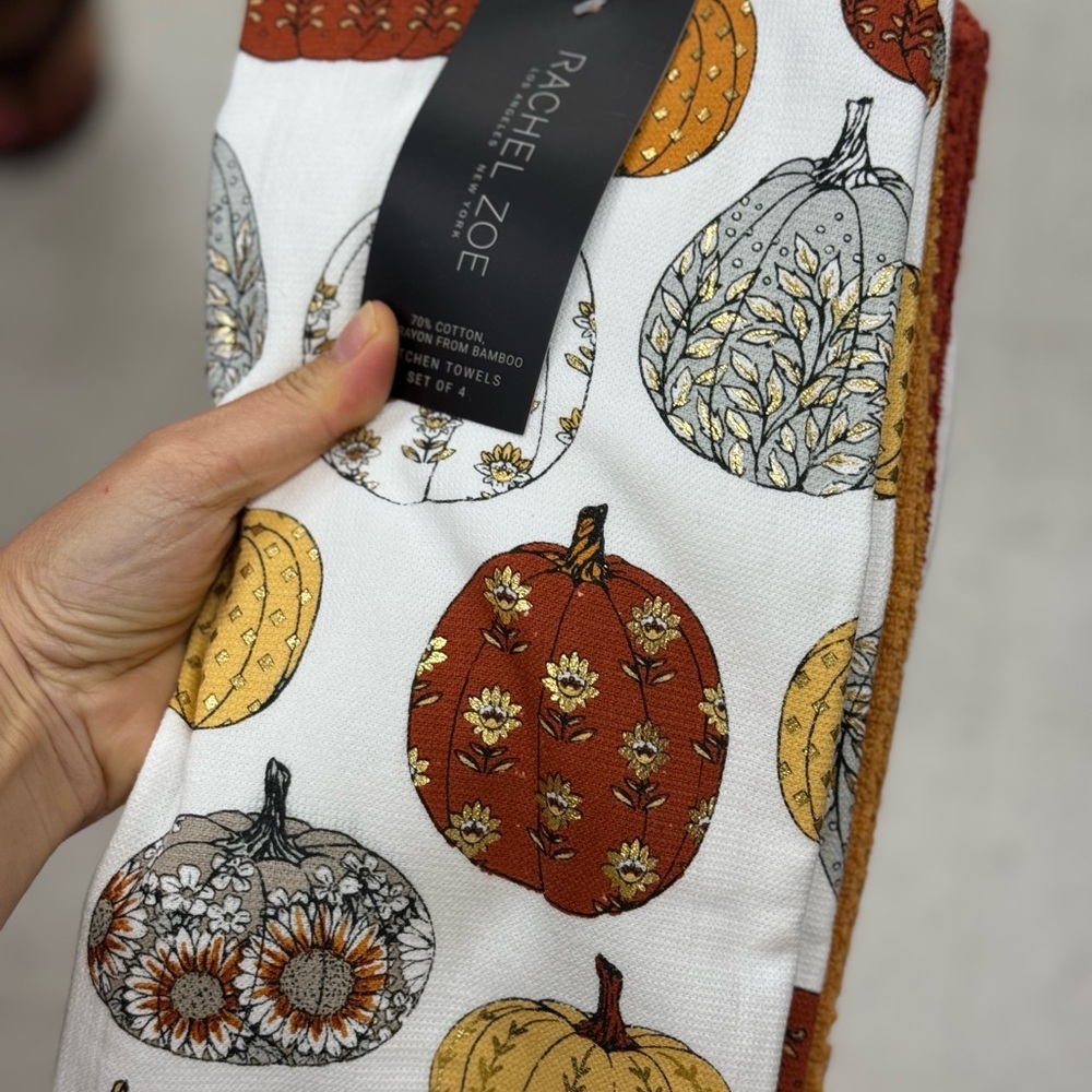 Rachel Zoe Pumpkin Print 4 Kitchen Towels